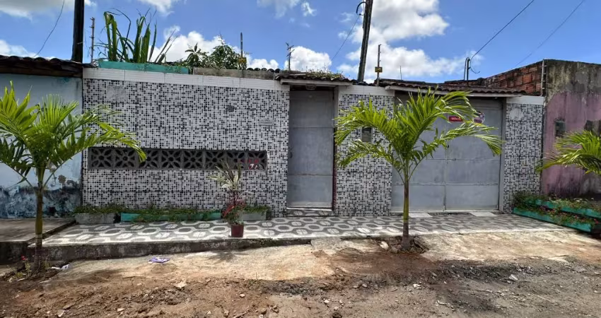 Casa com 03 quartos no benedito bentes - maceió - al
