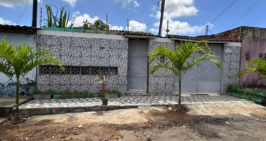 Casa com 03 quartos no benedito bentes - maceió - al
