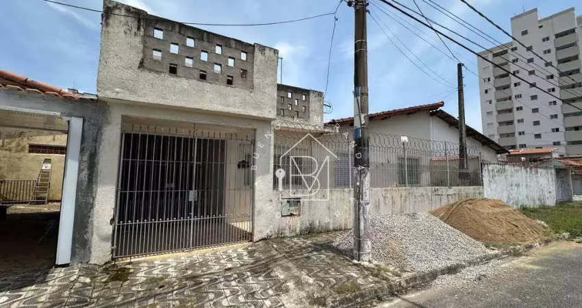 Casa com 2 dormitórios à venda, 144 m² por R$ 350.000,00 - Vila Guilhermina - Praia Grande/SP