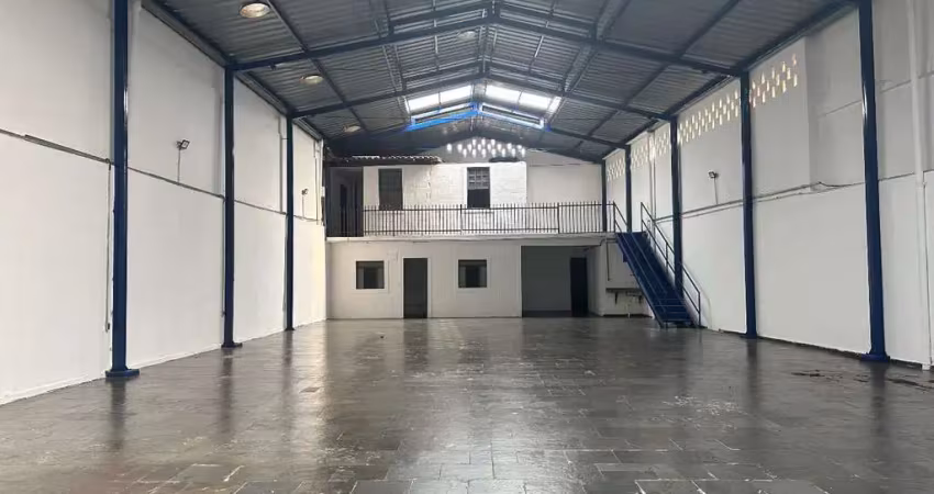 Barracão / Galpão / Depósito para alugar na Saudade, Belo Horizonte 