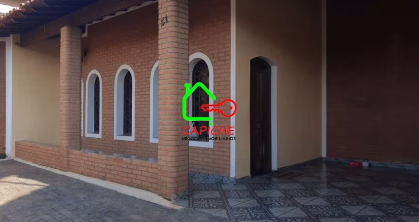 Impecável casa à venda no Centro de Vinhedo-SP: 2 quartos, 2 salas, 2 banheiros, 2 vagas de garagem, 173m² de área.