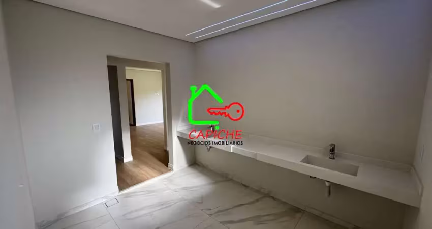 Casa de Luxo em Condomínio - 3 quartos, 3 suítes, 2 salas, 6 banheiros, 4 vagas de garagem - Vinhedo-SP, Monte Alegre