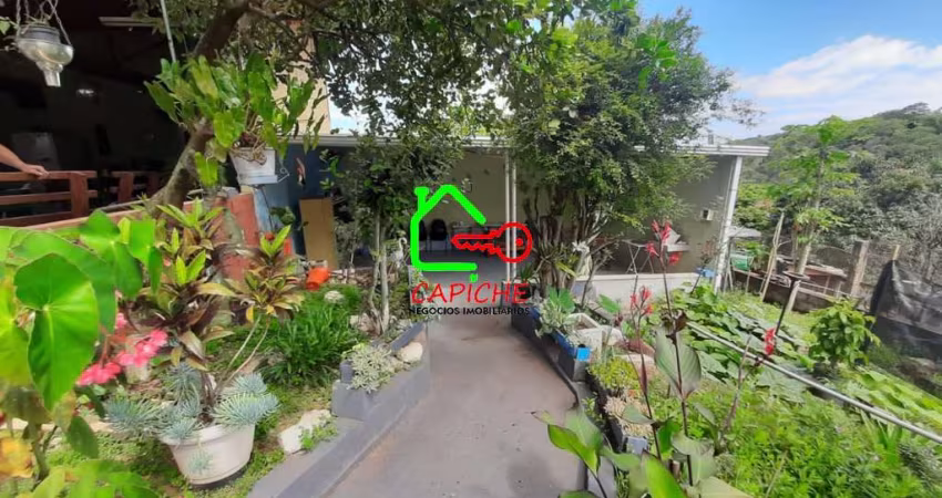 Chácara à venda em Louveira-SP, bairro Abadia: 1 quarto, 1 sala, 3 banheiros, 4 vagas, 210m². Aproveite!