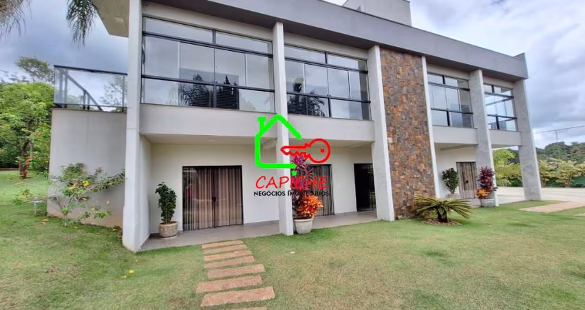 Casa de luxo em condomínio à venda em Vinhedo-SP, bairro Caixa D'água: 4 quartos, 4 suítes, 3 salas, 10 vagas e 700m².
