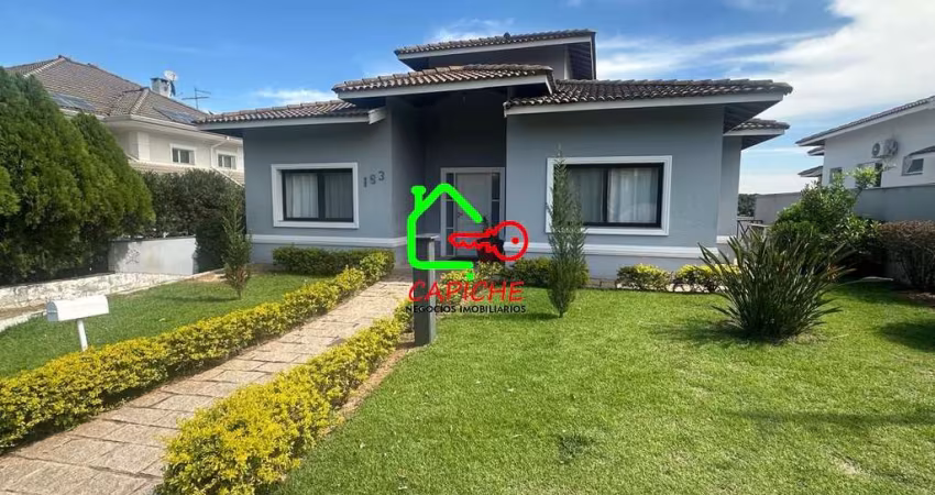 Espetacular Casa de Condomínio para Locação em Vinhedo-SP - 3 Quartos, 3 Suítes, 2 Salas, 5 Banheiros - 8 Vagas - 317m²