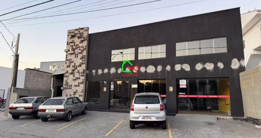 Sala comercial para alugar em centro de 554.00m² com 5 garagens