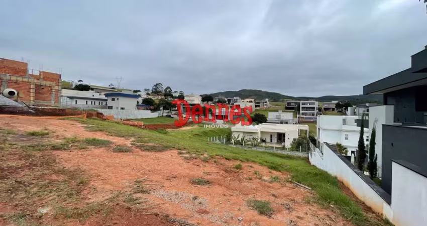 Terreno à venda - Terras de Santa Cruz.