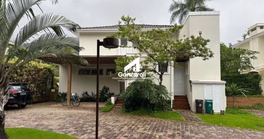 Casa Alto Padrão no condominio Raízes de Juquehy