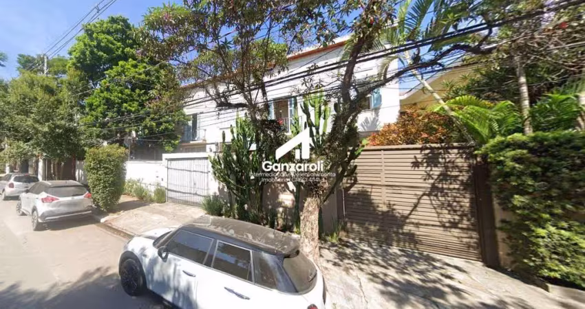 Casa à venda na Rua Bastos Pereira, 292, Vila Nova Conceição, São Paulo