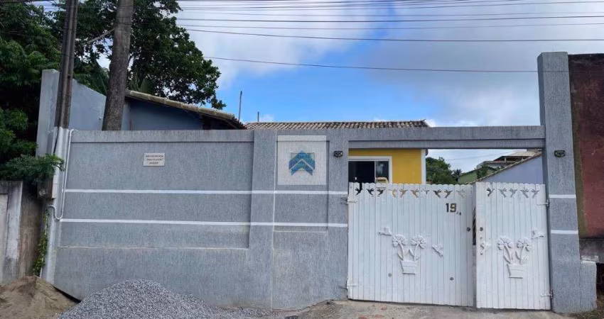 Casa à venda em Armação dos Búzios, Vila Verde, com 2 quartos, com 84 m²