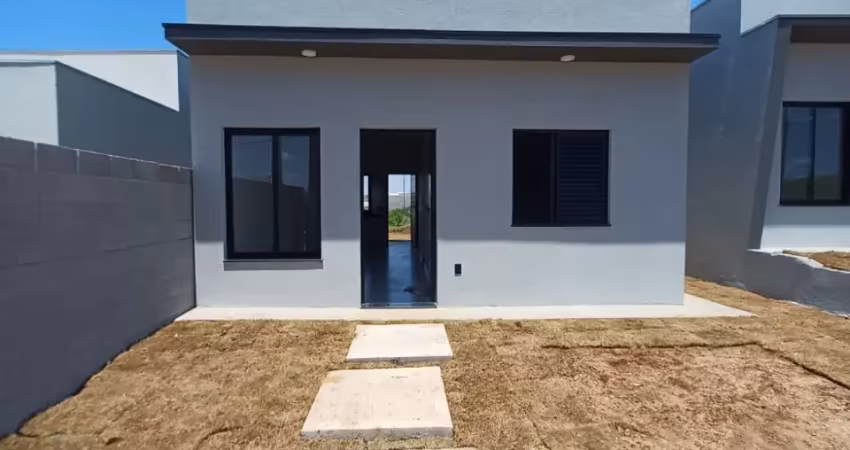 Casa nova, térrea para venda em Indaiatuba com 2 dorms e terreno de 150m2!