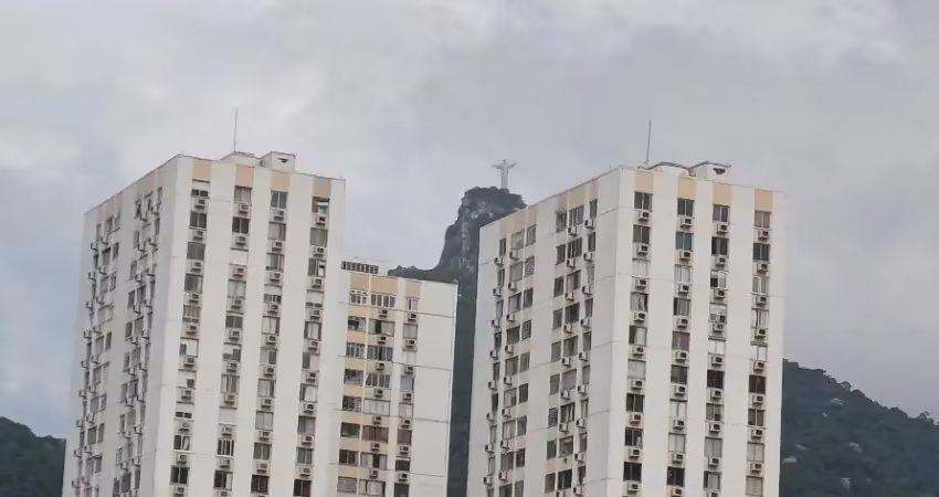 Conjugado excelente .amplo.claro.ventilado.vista livre.