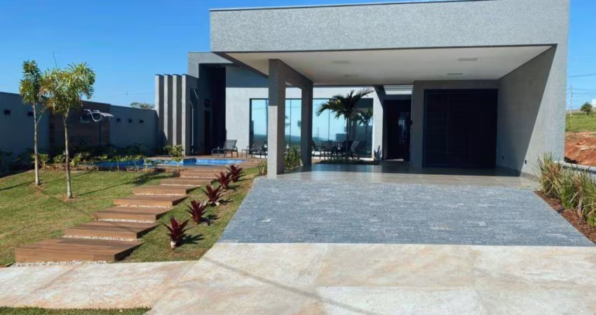 Casa à venda em Porto Rico, Centro, com 3 suítes, com 213 m