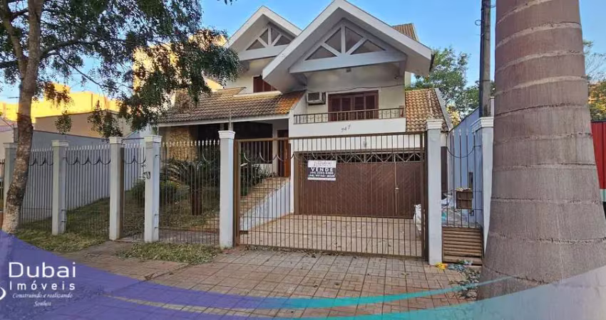 Lindo sobrado estilo clássico à venda, zona 07, maringa - pr