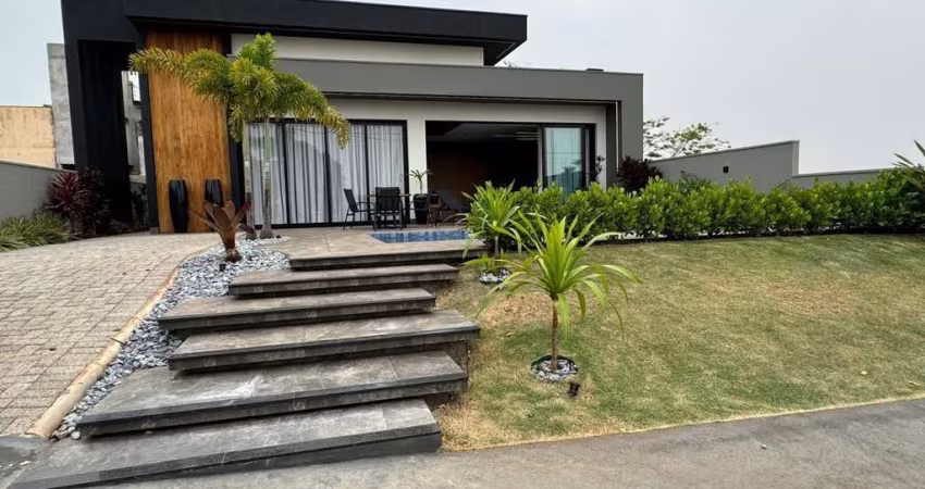 Casa à venda, Condomínio Fechado, 05 Suítes, Pronta para Morar PORTO RICO - PR