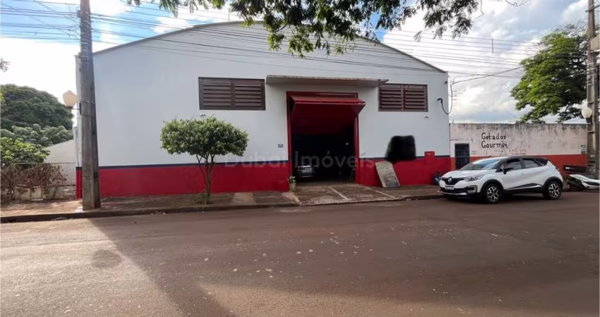 Amplo Barracão Comercial à Venda em Sarandi-PR | 450m  | Localização Privilegiada
