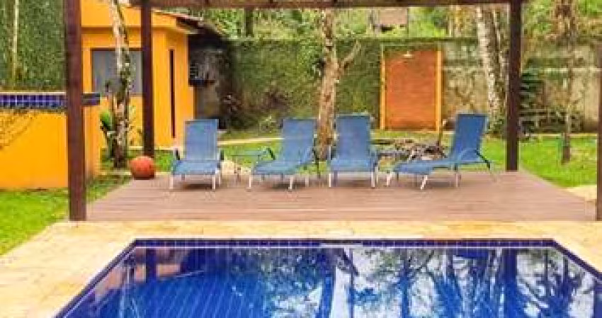 Casa na Praia de Cambury. Espaço, Conforto e Natureza - À VENDA