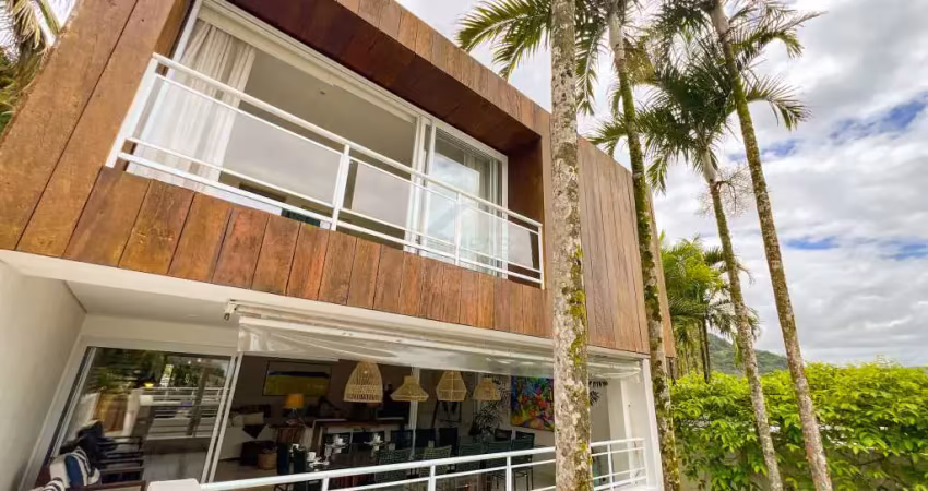 Casa em condomínio vista para o mar da praia de juquehy - à venda