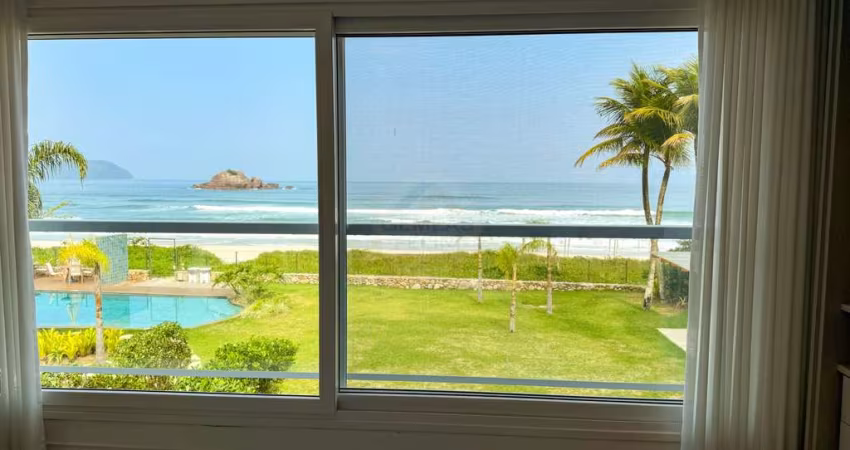 Casa frente ao mar na Praia de Juquehy em Condomínio Fechado - LOCAÇÃO E VENDA