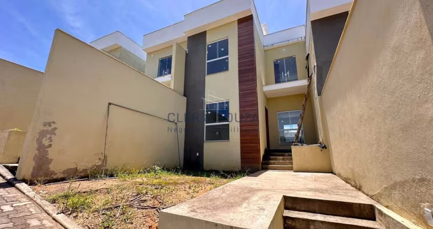 Casa para Venda em Volta Redonda, Roma, 2 dormitórios, 1 suíte, 2 banheiros, 1 vaga