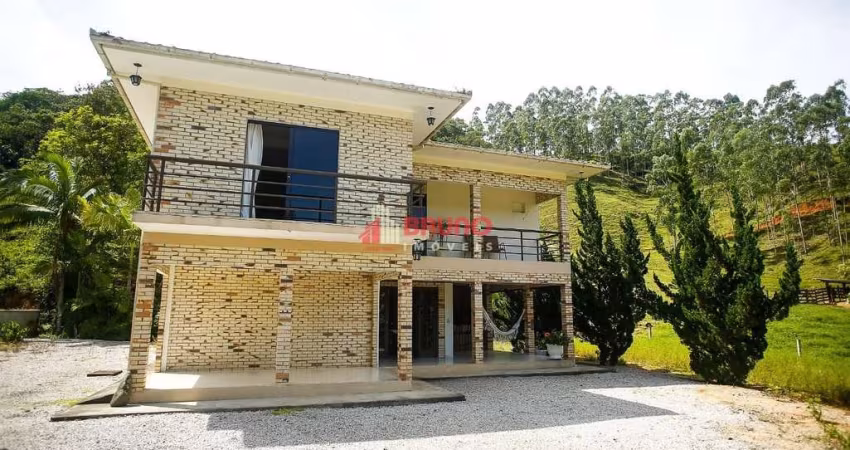 Casa de 03 dormitórios, Rio Farias, Antônio Carlos, SC