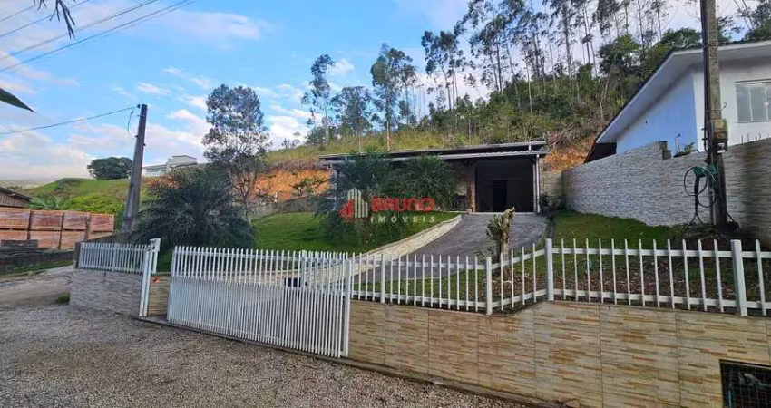 Casa com 3 quartos à venda na Rua Militão José Coelho, Centro, Antônio Carlos
