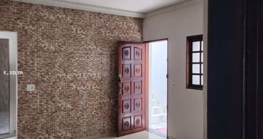 Casa para Locação em Osasco, Jardim D`Abril, 3 dormitórios, 2 banheiros, 1 vaga