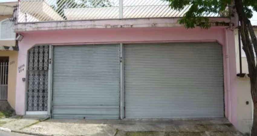 Casa A Venda no Jd Satélite, com três dormitórios