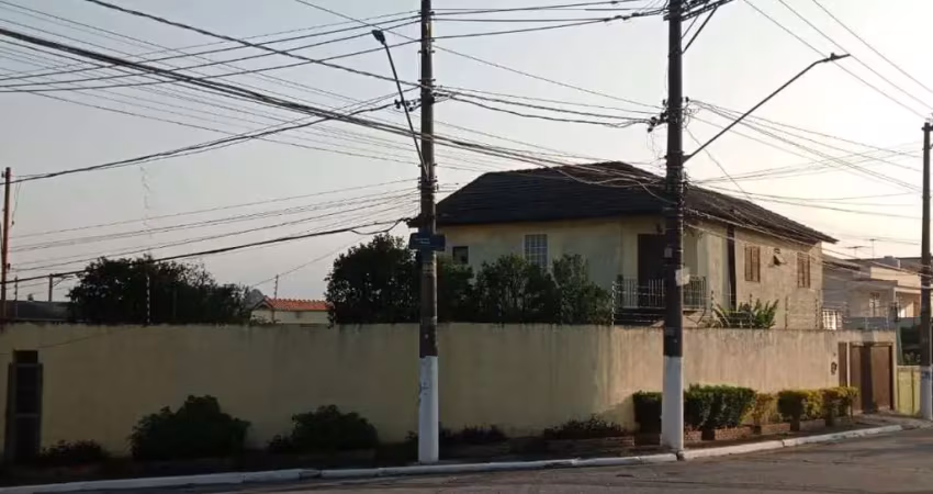 Sobrado r$ 950.000,00 jardim clipper / cidade dutra - são 4 dormitórios, sendo duas suítes 4 vaga e piscina