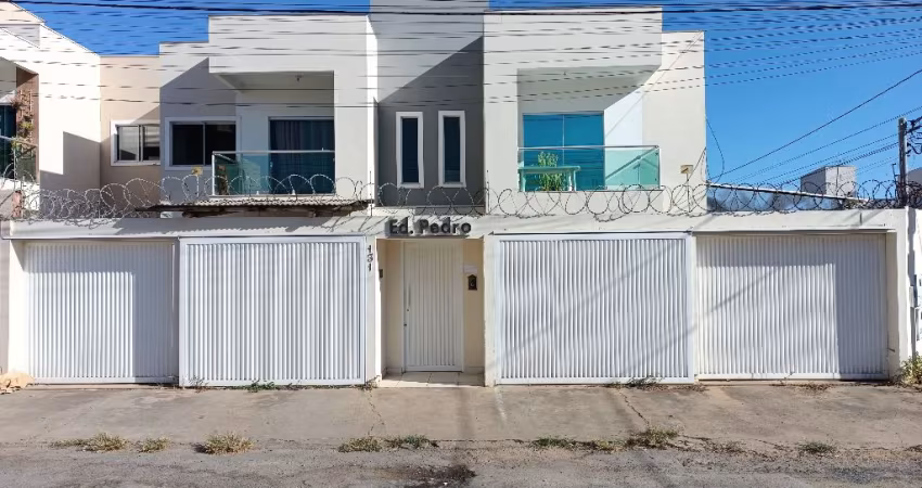 Apartamento com 2 Quartos, Cozinha Planejada e 1 Vaga de Garagem