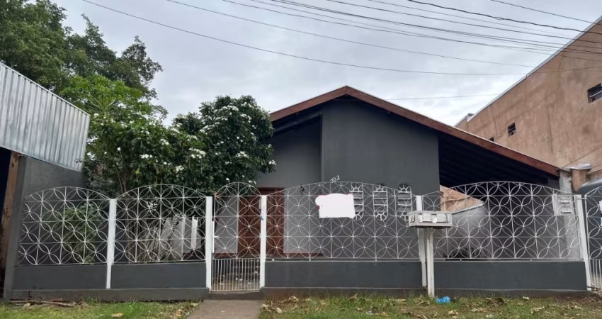 Casa ampla Jardim Pioneiros