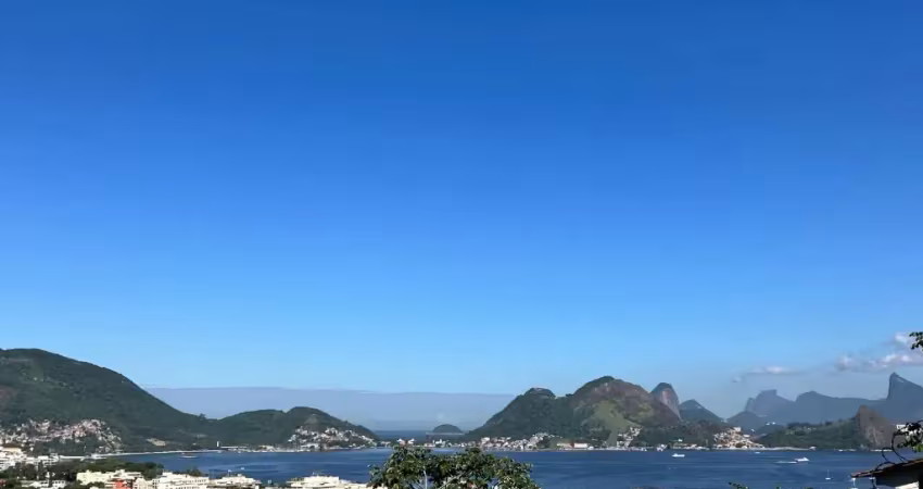 Linda Casa Com 3 Quartos 2 Suítes Com Vistão