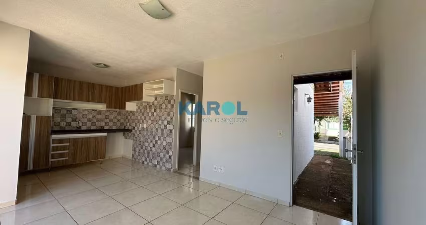 Casa em condomínio fechado com 2 quartos à venda no Aclimação, Uberlândia 