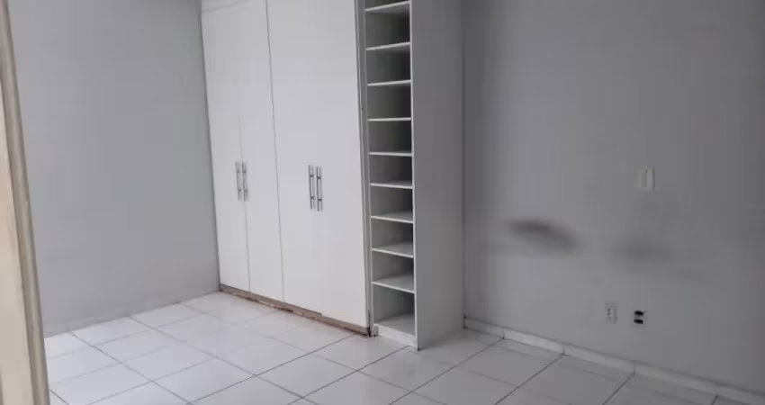 Casa em condomínio fechado com 4 quartos para alugar na Estrada dos Bandeirantes, 11, Vargem Pequena, Rio de Janeiro