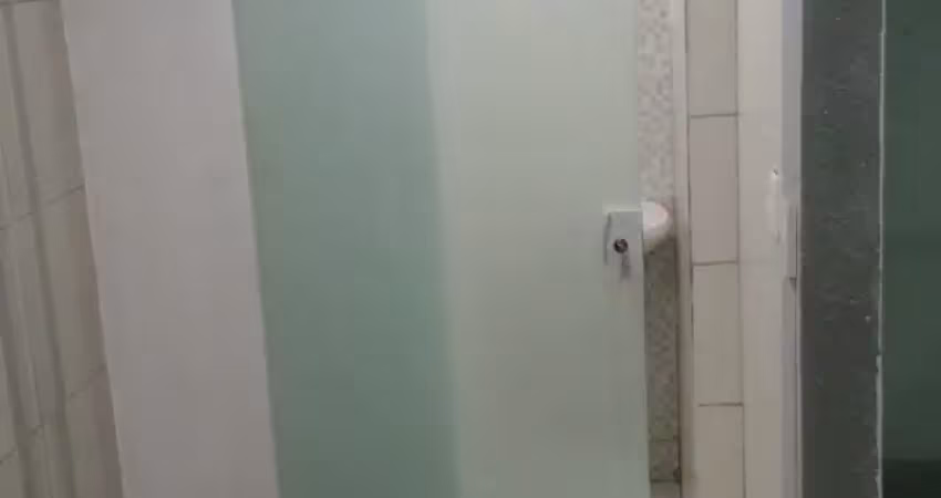 Ponto comercial no luiz ancelmo, oportutunida única frente de rua.