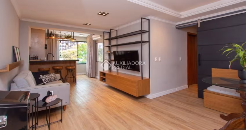 Apartamento 2 dormitórios/quartos, suite, garagem , churrasqueira na bairro Auxiliadora