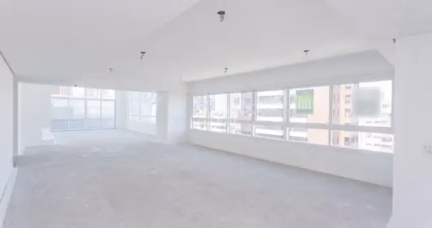 Apartamento 4 suites,  4 vagas, lareira e churrasqueira  no petrópolis