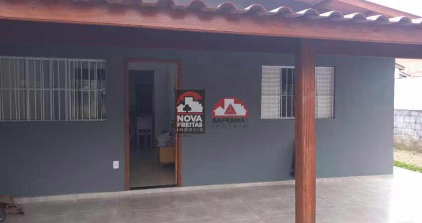 Casa Padrão em Caraguatatuba