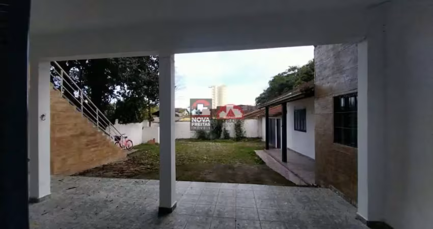 Casa com 2 dormitórios em condomínio bairro sumaré, próximo ao morro sto antônio