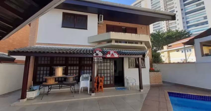 Casa Condomínio em São José dos Campos