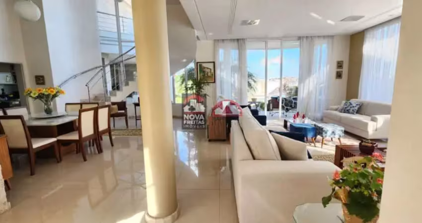 Casa Sobrado Condomínio em São José dos Campos
