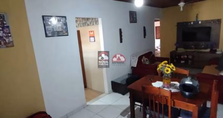 Casa à Venda no Crispim!