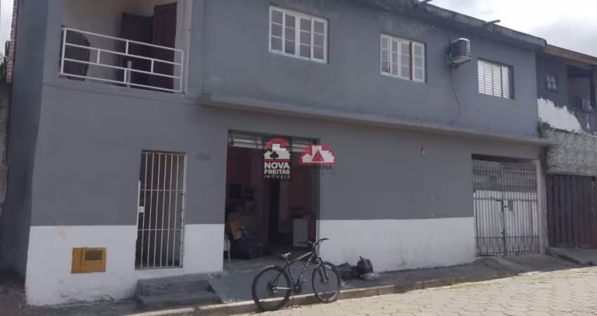 Kitinete à Venda no Bairro Rio do Ouro em Caraguatatuba/SP