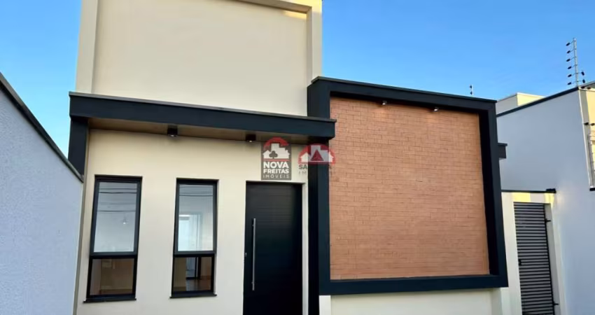 Casa à Venda no Bairro Santa Clara - Pindamonhangaba
