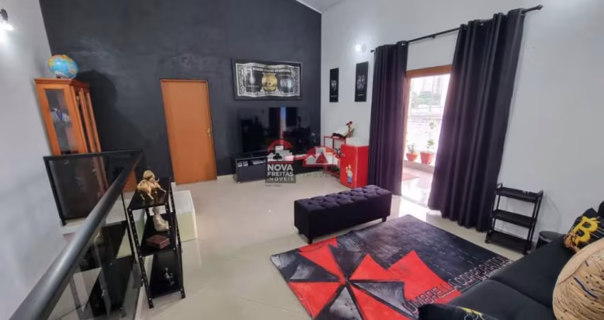 Casa Sobrado Padrão em Jacareí