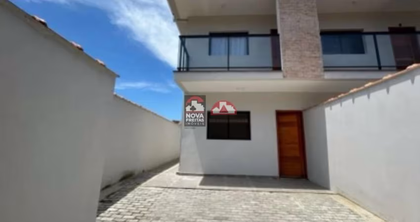 Linda casa na Martim de Sá em condomínio!!!