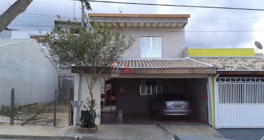 Casa Sobrado Padrão em São José dos Campos