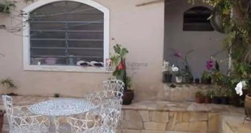 Casa Sobrado Padrão em São José dos Campos