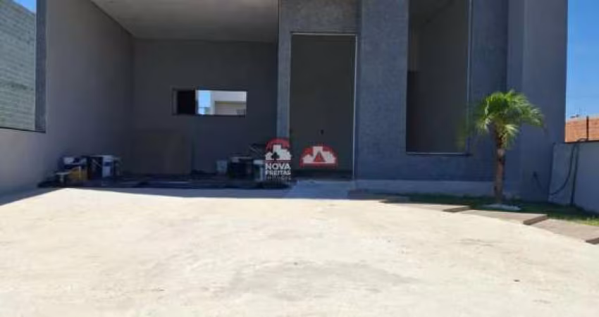 Casa Aconchegante em Condomínio com Lazer Completo!!