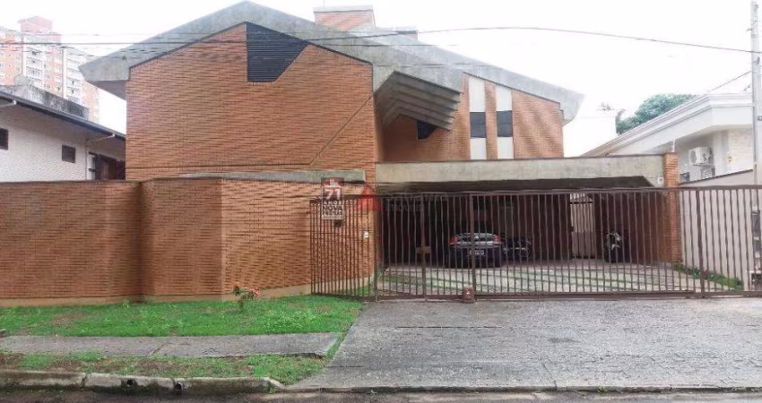 Casa Sobrado Condomínio em São José dos Campos